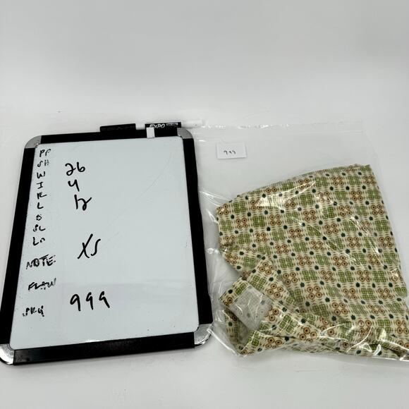 Patterned Athletic Shorts for Women - Picture 7 of 7